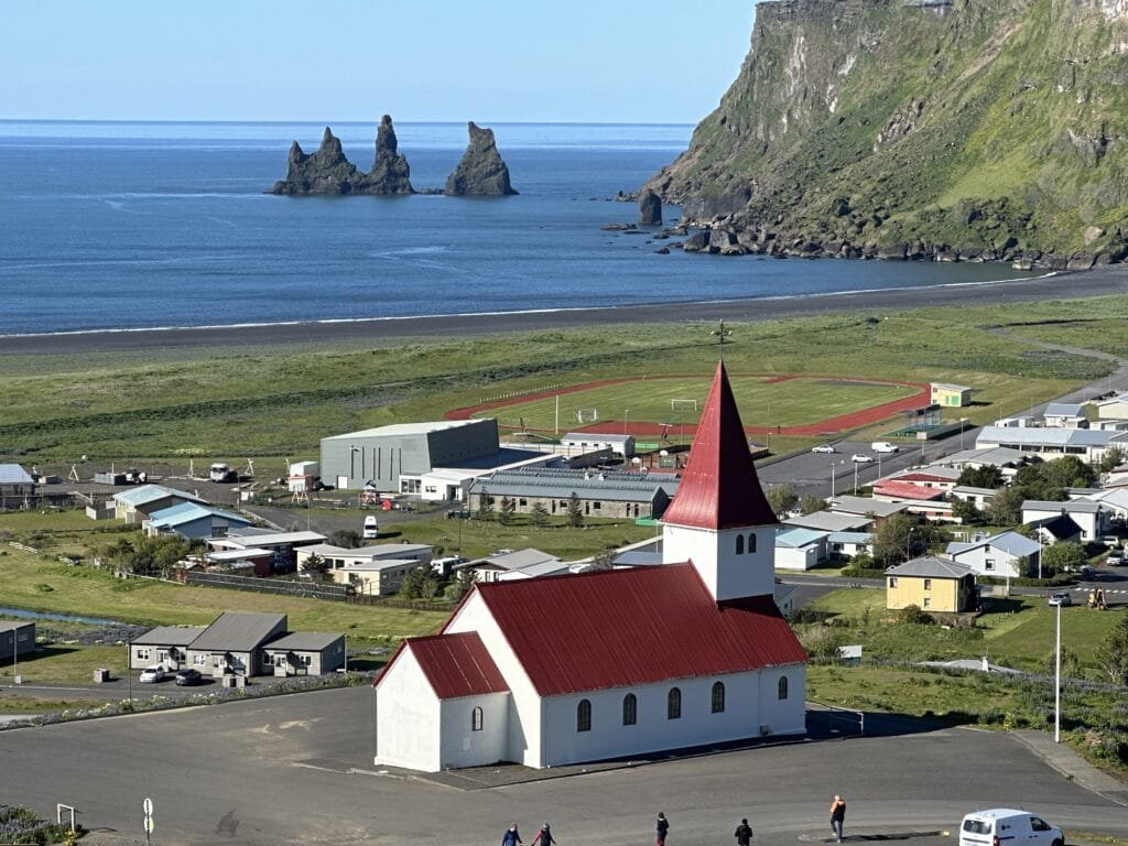 俯瞰冰岛维克营地Camping Vik
