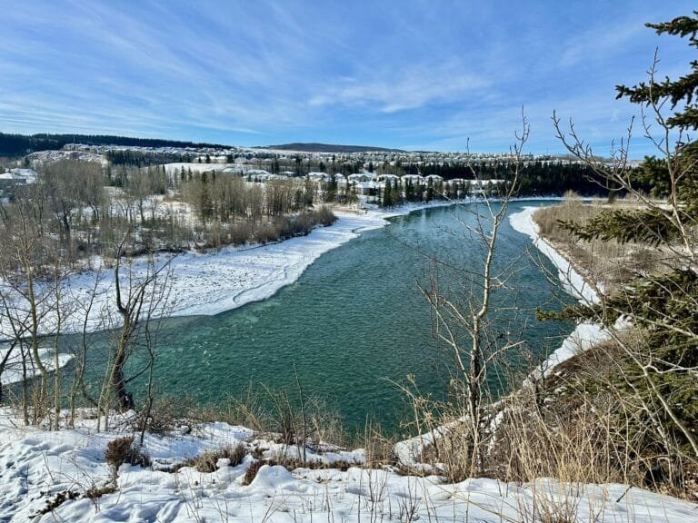 Cochrane怎么玩-冬天的Bow River
