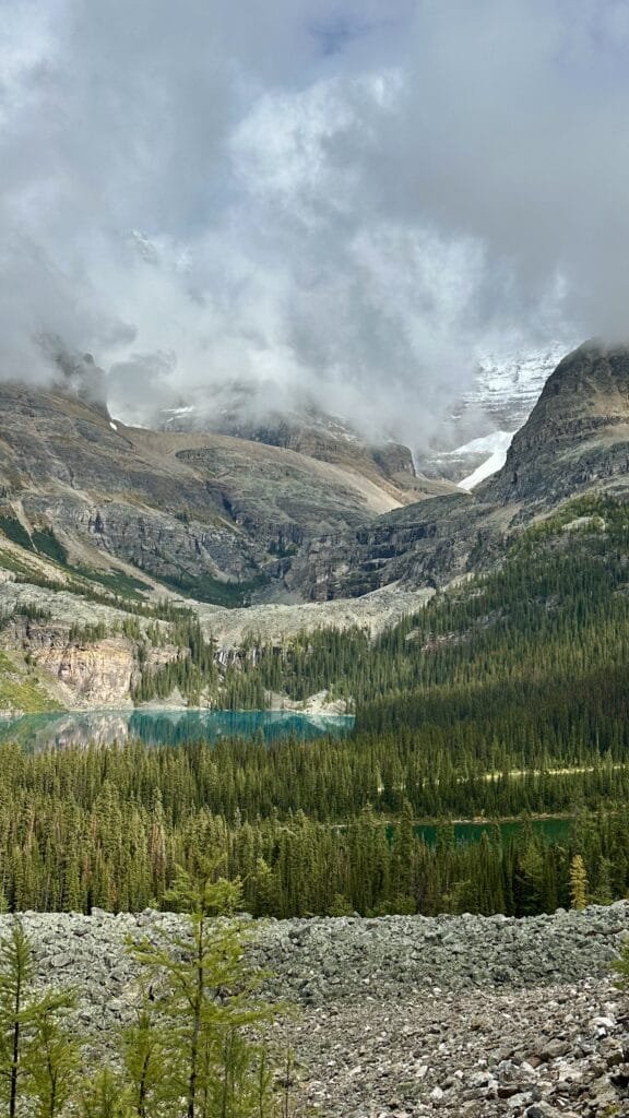 Lake McArthur 徒步- Schaffer Lake