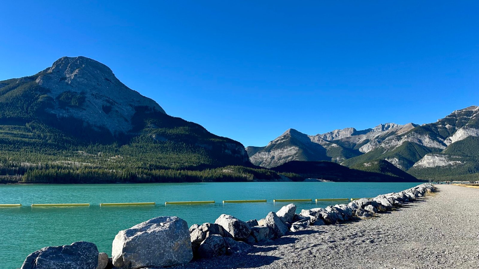 Yates Mountain trailhead - Barrier Lake