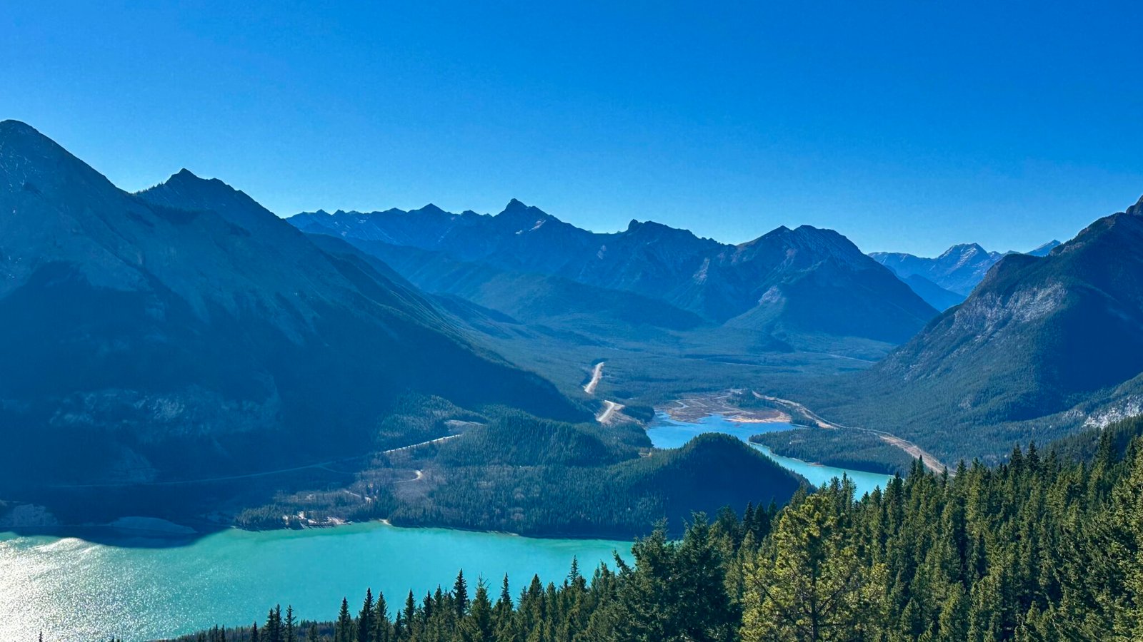 First viewpoint on Prairie View Trail to Yates Mountain